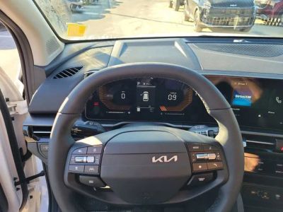 2026 Kia Sportage — photo 13 view