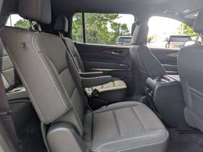 2025 Chevrolet Traverse — photo 22 view