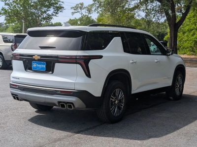 2025 Chevrolet Traverse — detail view