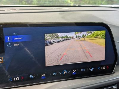 2025 Chevrolet Traverse — photo 18 view