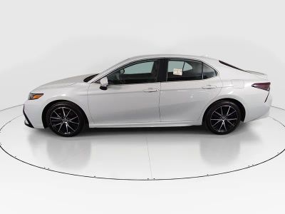 2024 Toyota Camry - Photo 4