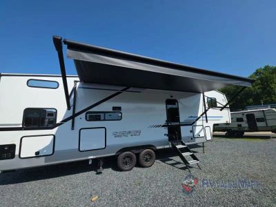 2025 Forest River RV Cherokee Arctic Wolf — photo 17 view