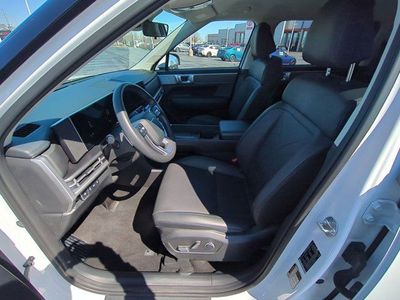 2024 Hyundai Santa Fe — photo 8 view