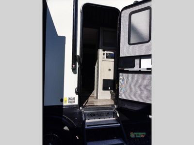 2023 Keystone RV Montana - Photo 22