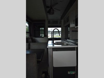 2023 Keystone RV Montana - Photo 19