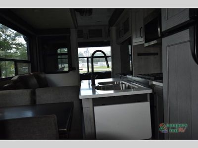 2023 Keystone RV Montana - Photo 33