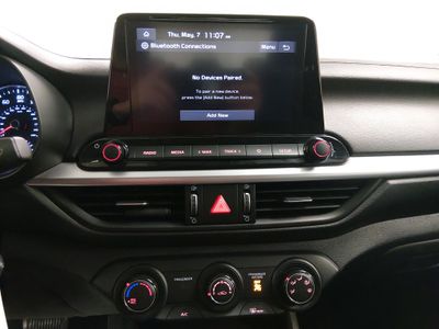 2023 Kia Forte - Photo 13