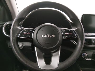 2023 Kia Forte - Photo 12