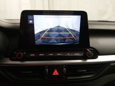 2023 Kia Forte - Photo 16