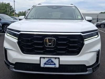 2023 Honda Pilot — side profile view
