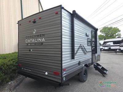 2027 Coachmen RV Catalina Summit Series 7 — photo 8 view