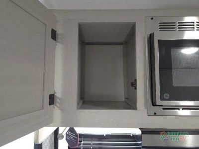2027 Coachmen RV Catalina Summit Series 7 — photo 28 view