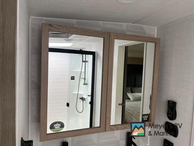 2026 Forest River RV Rockwood Signature - Photo 33