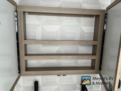 2026 Forest River RV Rockwood Signature - Photo 34