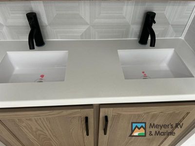 2026 Forest River RV Rockwood Signature - Photo 31