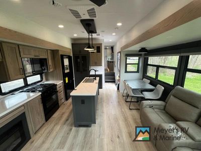 2026 Forest River RV Rockwood Signature - Photo 10