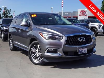 2019 INFINITI QX60 - Photo 2