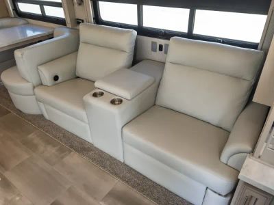 2022 Newmar VENTANA — photo 7 view