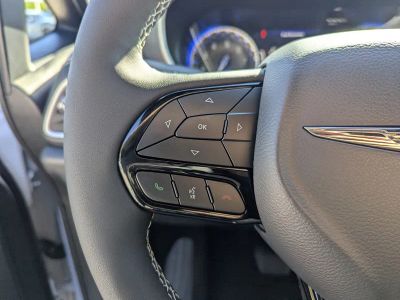 2026 Chrysler Pacifica — photo 18 view