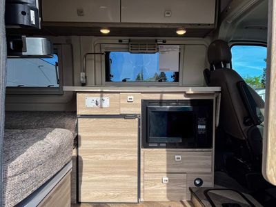 2026 Winnebago TRAVATO - Photo 5