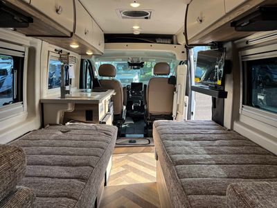 2026 Winnebago TRAVATO - Photo 3