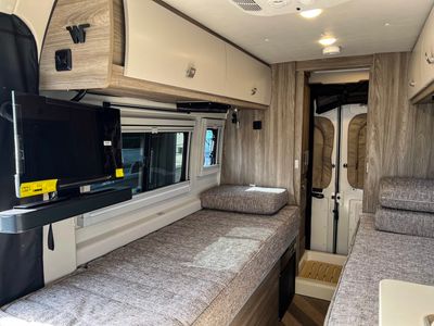 2026 Winnebago TRAVATO - Photo 10