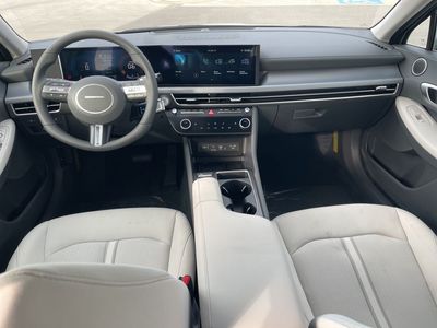 2026 Hyundai Sonata - Photo 15