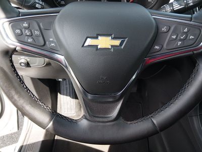 2024 Chevrolet Equinox — photo 12 view