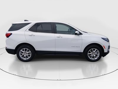2024 Chevrolet Equinox — photo 8 view