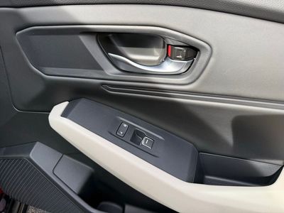 2025 Honda Accord Hybrid - Photo 46