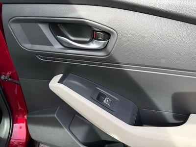 2025 Honda Accord Hybrid - Photo 40