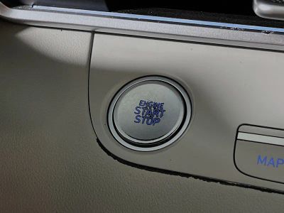 2025 Hyundai Elantra — photo 20 view
