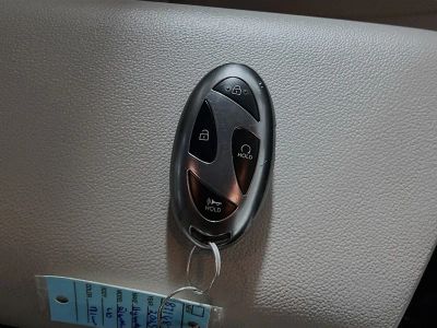 2025 Hyundai Elantra — photo 33 view