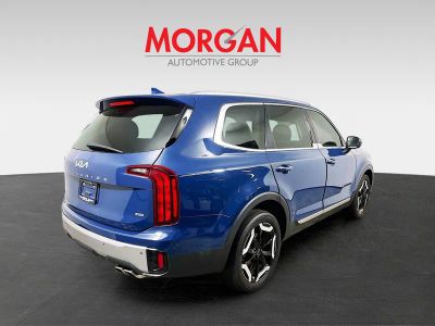 2023 Kia Telluride — rear three-quarter view