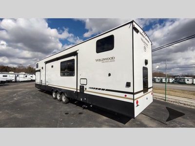 2025 Forest River RV Wildwood Grand Lodge - Photo 4
