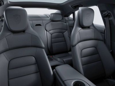 2026 Porsche Taycan - Photo 10