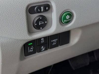 2026 Honda Ridgeline — photo 8 view