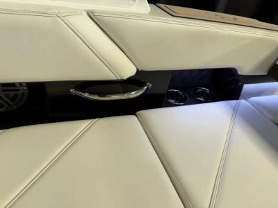 2025 Cobalt R6 Outboard - Photo 53