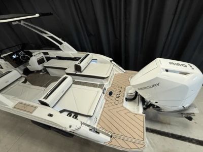 2025 Cobalt R6 Outboard - Photo 5
