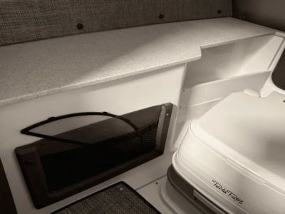2025 Cobalt R6 Outboard - Photo 74