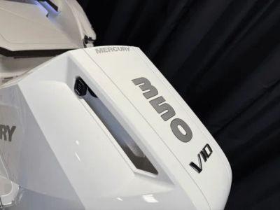 2025 Cobalt R6 Outboard - Photo 35