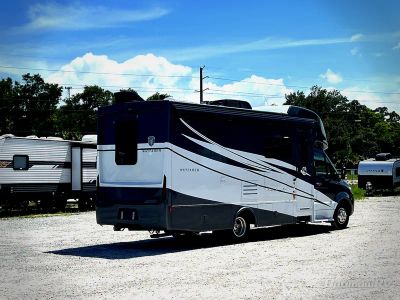 2023 Tiffin Wayfarer — side profile view