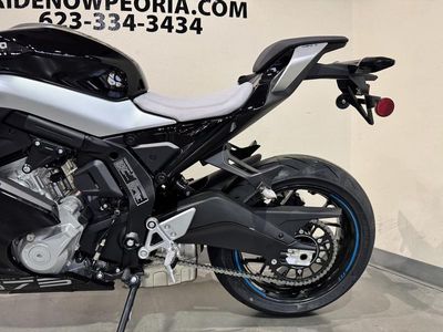 2026 CFMOTO 675SS - Photo 10