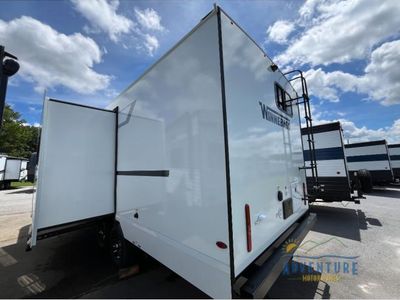 2026 Winnebago Thrive - Photo 5