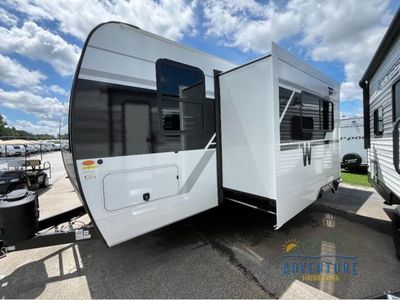 2026 Winnebago Thrive - Photo 2