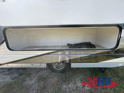 2024 Thor Motor Coach Magnitude — photo 33 view