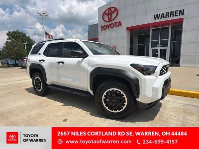 2026 Toyota 4Runner TRD Off-Road Premium in Ice Cap — front three-quarter view