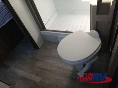 2023 Grand Design Imagine XLS - Photo 32