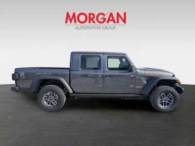 2026 Jeep Gladiator — side profile view