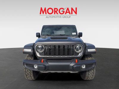 2026 Jeep Gladiator — photo 8 view